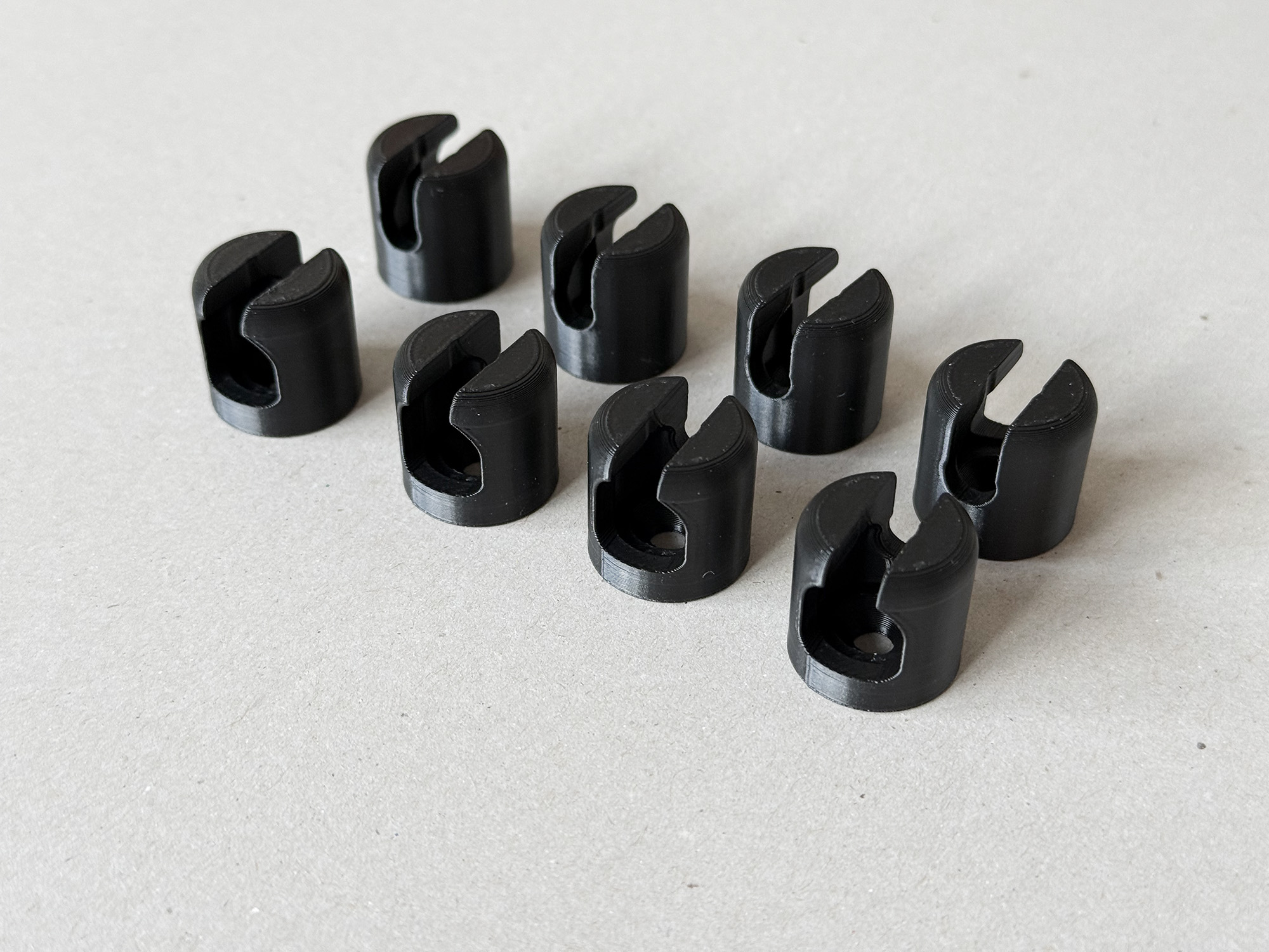 Camperfixx Gummiband-Halter für Schränke – Variable Bandführung gerade und seitlich – Bild 5